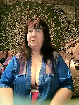 Snapshot of CrystalLime6411 chatting on 03-28-26, 04:13 CrystalLime6411 online show from 03-28-26, 04:13