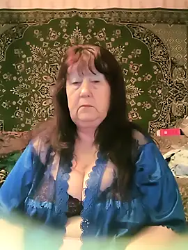 Snapshot of CrystalLime6411 chatting on 04-01-26, 03:31 CrystalLime6411 online show from 04-01-26, 03:31