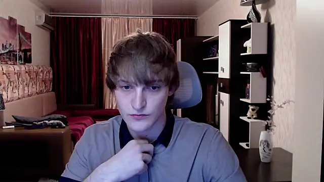 Snapshot of Playersuperstar chatting on 10-27-25, 04:19 Playersuperstar online show from 10-27-25, 04:19