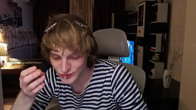 Snapshot of Playersuperstar chatting on 02-19-26, 10:18 Playersuperstar online show from 02-19-26, 10:18