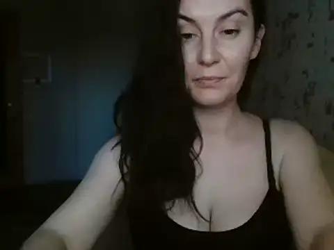 KatalinaQE online show from 09-11-25, 01:22