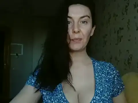 KatalinaQE online show from 09-15-25, 06:36