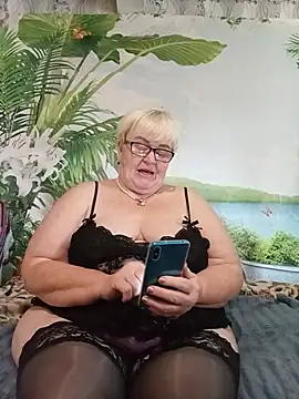 VioletSweet5566 online show from 07-20-26, 06:32