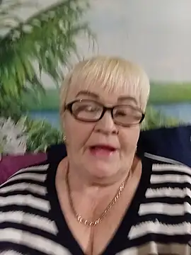 VioletSweet5566 online show from 12-05-25, 07:23