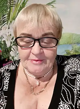 VioletSweet5566 online show from 10-13-25, 05:47