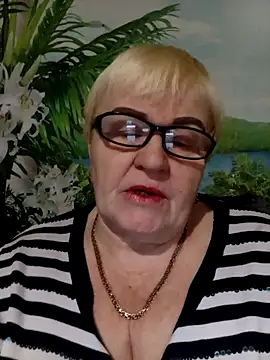 VioletSweet5566 online show from 12-16-25, 08:40