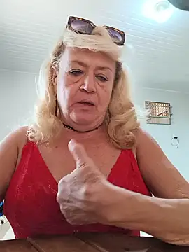 Snapshot of Belladama61 chatting on 05-25-26, 12:04 Belladama61 online show from 05-25-26, 12:04