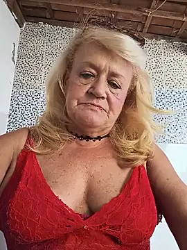 Snapshot of Belladama61 chatting on 06-13-26, 05:22 Belladama61 online show from 06-13-26, 05:22