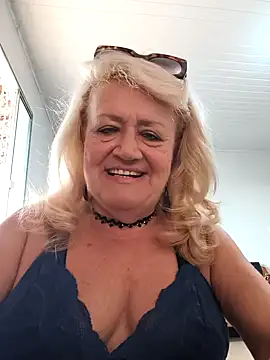 Snapshot of Belladama61 chatting on 05-04-26, 10:18 Belladama61 online show from 05-04-26, 10:18