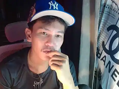 RalfAsian25 online show from 07-09-26, 10:59