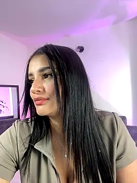 Snapshot of Julieta92_ chatting on 10-02-25, 09:07 Julieta92 online show from 10-02-25, 09:07