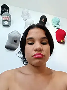 Little-Pussy-Sweet online show from 09-21-25, 09:20