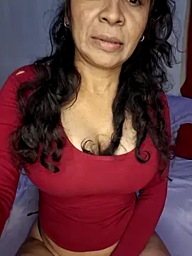 Snapshot of floresblancas chatting on 09-24-25, 03:02 floresblancas online show from 09-24-25, 03:02