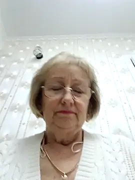 Snapshot of AlikaSwan5821 chatting on 11-12-25, 07:18 AlikaSwan5821 online show from 11-12-25, 07:18