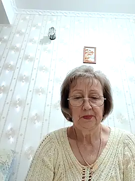 Snapshot of AlikaSwan5821 chatting on 12-19-25, 08:22 AlikaSwan5821 online show from 12-19-25, 08:22