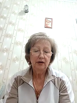 Snapshot of AlikaSwan5821 chatting on 12-18-25, 01:26 AlikaSwan5821 online show from 12-18-25, 01:26