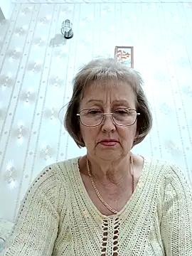 Snapshot of AlikaSwan5821 chatting on 02-09-26, 09:02 AlikaSwan5821 online show from 02-09-26, 09:02