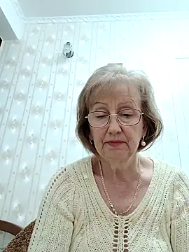 Snapshot of AlikaSwan5821 chatting on 10-25-25, 07:03 AlikaSwan5821 online show from 10-25-25, 07:03