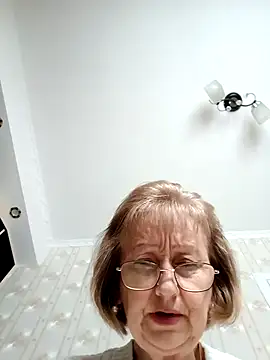 Snapshot of AlikaSwan5821 chatting on 10-24-25, 11:53 AlikaSwan5821 online show from 10-24-25, 11:53