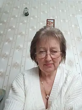 Snapshot of AlikaSwan5821 chatting on 02-07-26, 01:41 AlikaSwan5821 online show from 02-07-26, 01:41