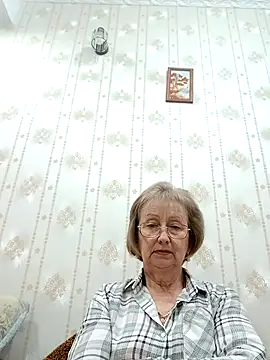 Snapshot of AlikaSwan5821 chatting on 12-01-25, 08:32 AlikaSwan5821 online show from 12-01-25, 08:32