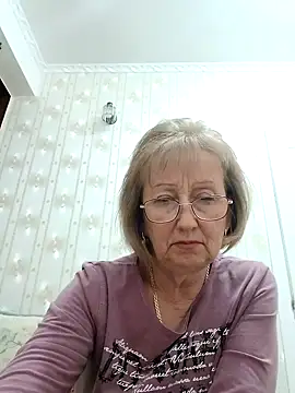 Snapshot of AlikaSwan5821 chatting on 10-20-25, 07:14 AlikaSwan5821 online show from 10-20-25, 07:14