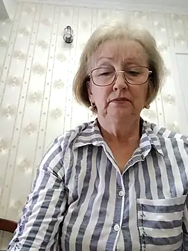 Snapshot of AlikaSwan5821 chatting on 11-19-25, 08:20 AlikaSwan5821 online show from 11-19-25, 08:20