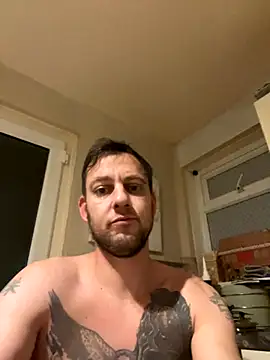 Snapshot of Mrtg1987 chatting on 11-19-25, 01:27 Mrtg1987 online show from 11-19-25, 01:27