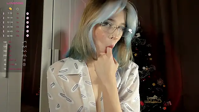 MiSeki online show from 12-22-25, 03:50