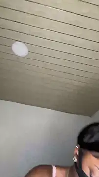  foreigntitts online show from 11-17-25, 04:00