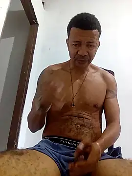 moreno25centimetro online show from 06-14-26, 02:07