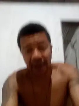 moreno25centimetro online show from 04-05-26, 01:01