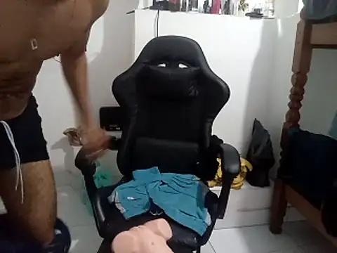 moreno25centimetro online show from 10-12-25, 02:24