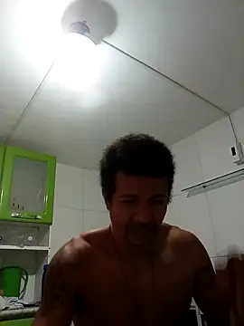 moreno25centimetro online show from 11-21-25, 10:14