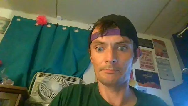 Snapshot of RichardW chatting on 06-29-26, 07:26 RichardW online show from 06-29-26, 07:26