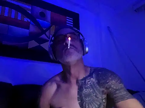 Johhan79 online show from 11-21-25, 05:50