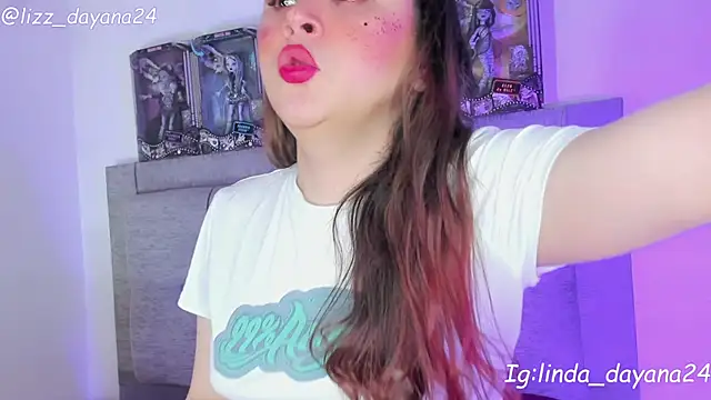 sweetdollinda23 online show from 10-26-25, 07:20