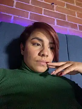 Snapshot of alejandra_prk26 chatting on 10-14-25, 05:19 alejandra prk26 online show from 10-14-25, 05:19