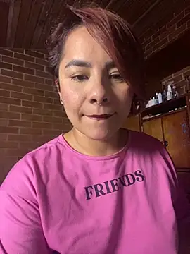 Snapshot of alejandra_prk26 chatting on 10-21-25, 02:22 alejandra prk26 online show from 10-21-25, 02:22