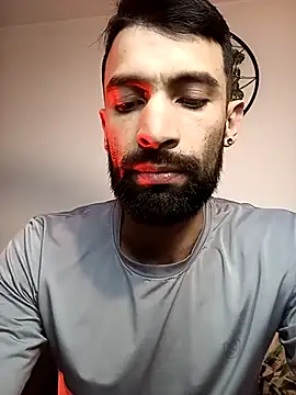 Enzo-wolf33 online show from 10-15-25, 06:22