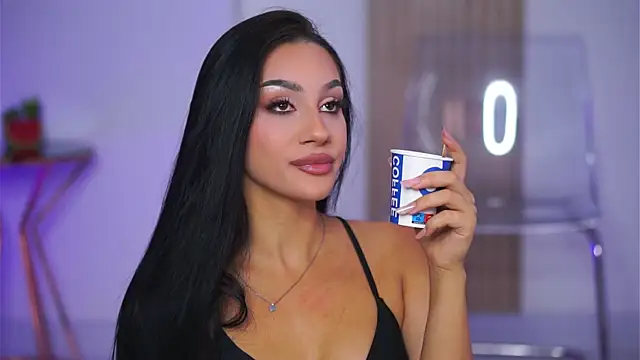 NinaSolenne online show from 11-28-25, 07:47