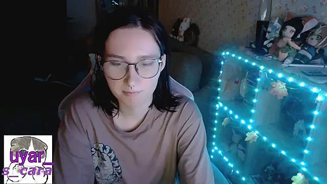 Snapshot of s_cara chatting on 10-02-25, 07:17 s cara online show from 10-02-25, 07:17