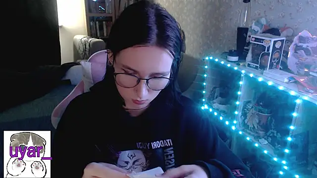 Snapshot of s_cara chatting on 09-15-25, 01:11 s cara online show from 09-15-25, 01:11