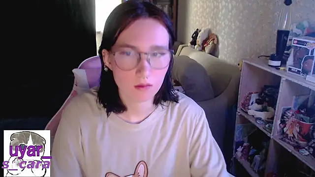 Snapshot of s_cara chatting on 09-17-25, 11:23 s cara online show from 09-17-25, 11:23