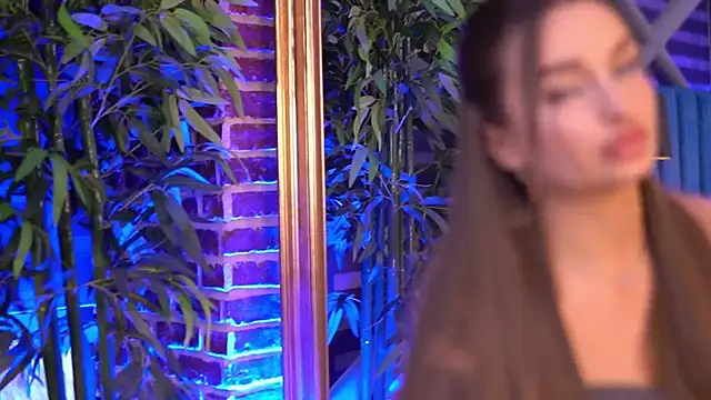 MillaSerene online show from 12-01-25, 06:36