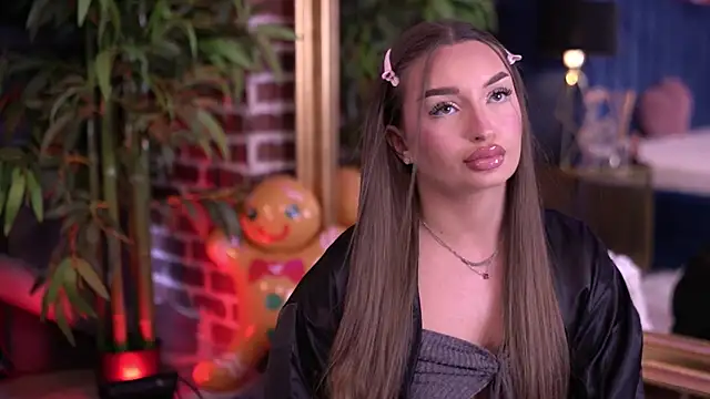 MillaSerene online show from 12-21-25, 07:32