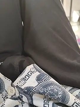 Snapshot of sexy_boy_47 chatting on 12-22-25, 04:01 sexy boy 47 online show from 12-22-25, 04:01