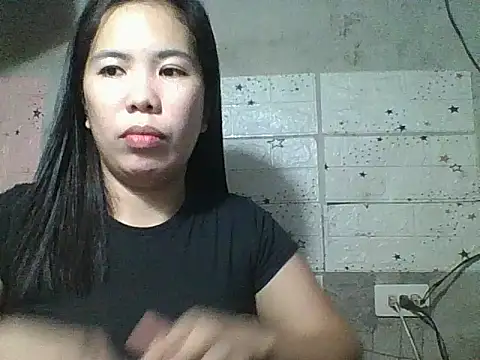 Snapshot of pinaysinglemommm chatting on 09-27-25, 09:15 pinaysinglemommm online show from 09-27-25, 09:15