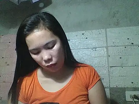 Snapshot of pinaysinglemommm chatting on 09-30-25, 09:15 pinaysinglemommm online show from 09-30-25, 09:15