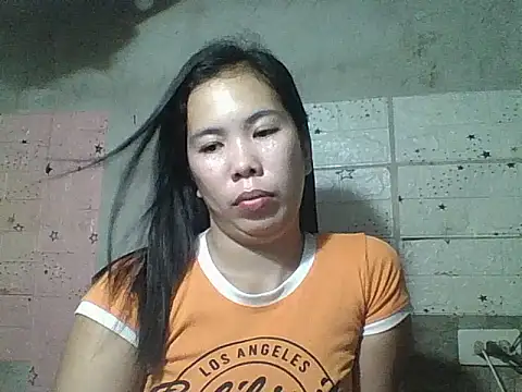 Snapshot of pinaysinglemommm chatting on 09-29-25, 09:05 pinaysinglemommm online show from 09-29-25, 09:05